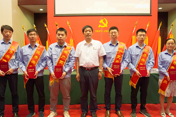 291656499951256697.png 優秀共產黨員 網站.png